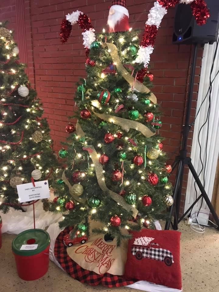 Grayling Christmas Walk 2022 Festival Of Trees | Grayling Promotional Association