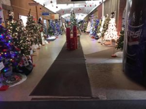 Grayling Christmas Walk 2022 Festival Of Trees | Grayling Promotional Association